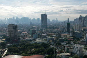 Economy Expected to Gain Momentum in Second Quarter