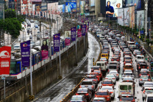 Marcos Delays EDSA Revamp in Search for Improved Solutions
