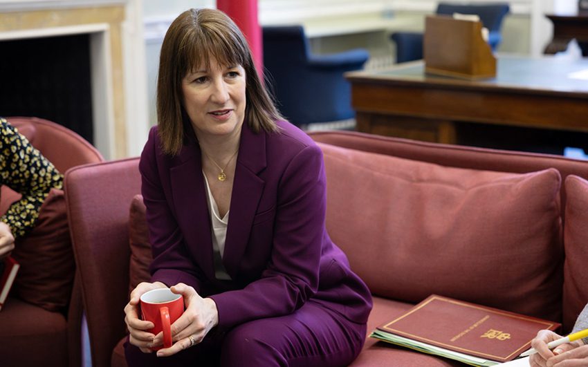 Experts Slam Rachel Reeves’ Inheritance Tax Proposals, Warning Grandparents May Face Sudden Tax Evasion Dilemmas