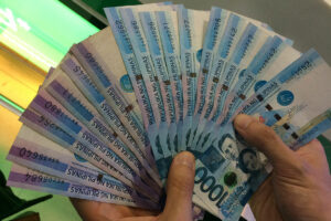 June Sees Improvement in Bank Bad Loan Ratios